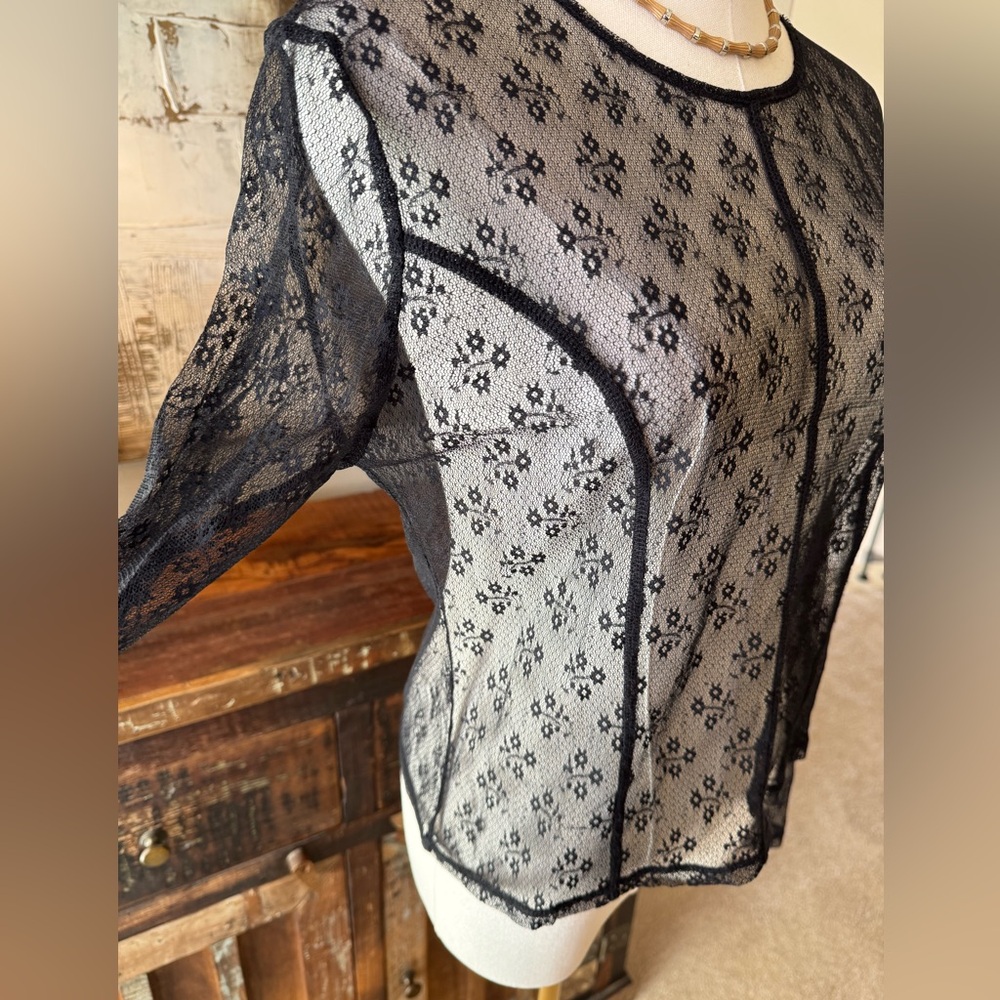TopShop Black Lace Top - size 10 (M) - Picture 8 of 13